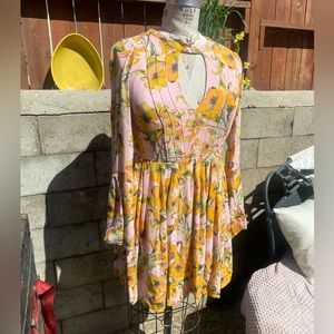 FREE PEOPLE MIDI DRESS Medium